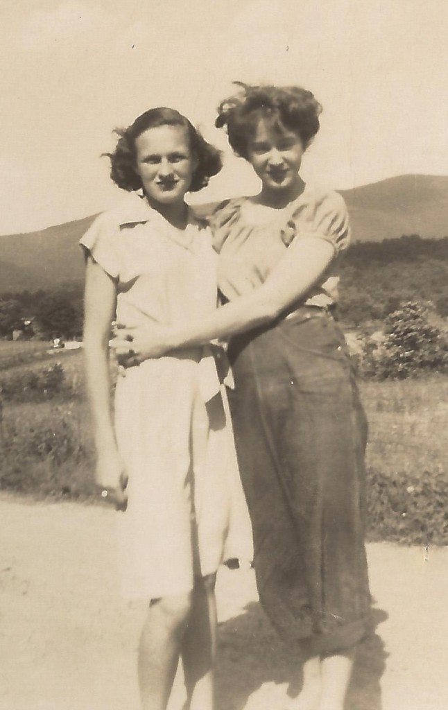 Ruth Merica (rt) & Phyllis Grimsley c1940noborder