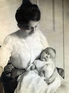 Peg Berryman and Priscilla c.1915